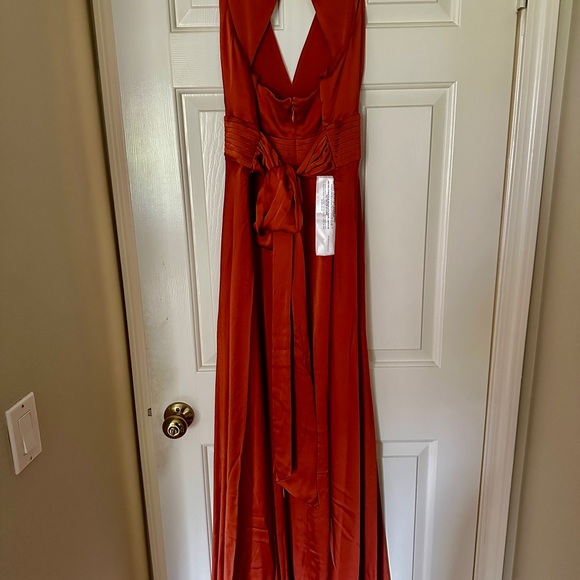 Beautiful NWT BCBG long gown - Picture 3 of 6